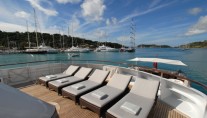 Yacht MIRAGE -  Sundeck Sun Chairs